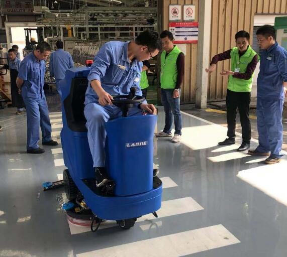 潔臣士洗地車(chē)